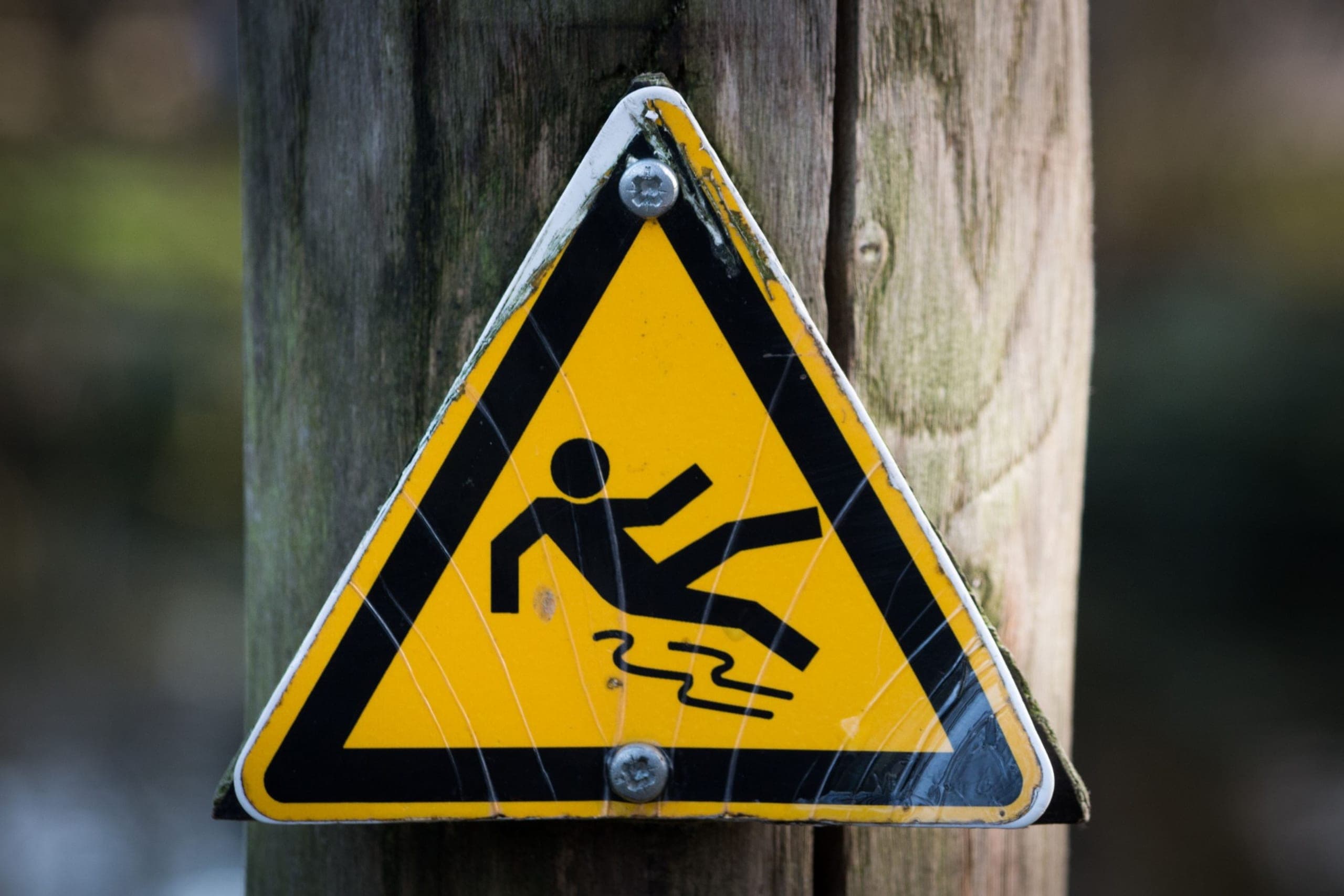 What Is the Mode of Operation Rule in Arizona Slip and Fall Cases?